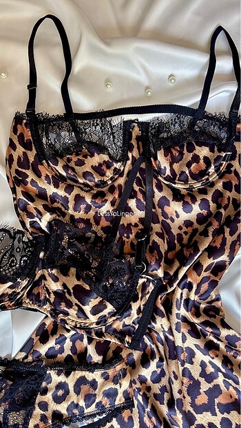 xs Beden Leopar Set- Gecelik & Jartiyer Takımı