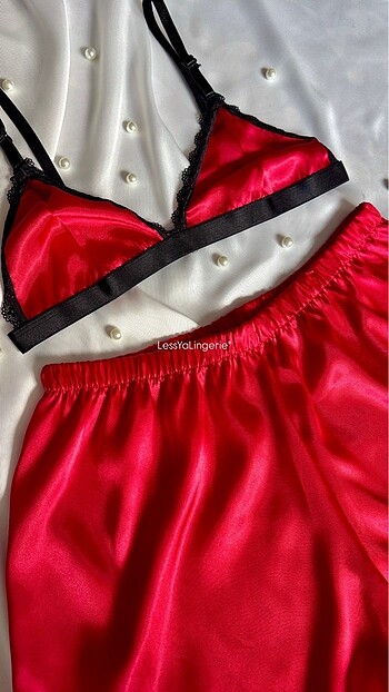 Penti Üçgen Bralet & Saten Şort Takım