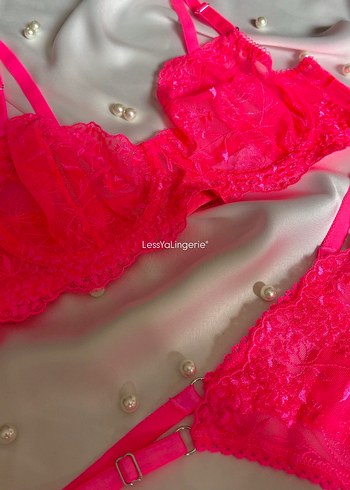 Neon Pembe Bralet Takımı - Görsel 2