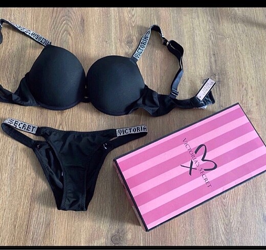Victoria s Secret Victoria Secret Sütyen Takımı
