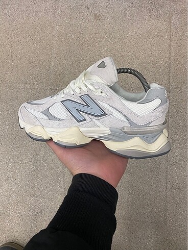 New balance 9060