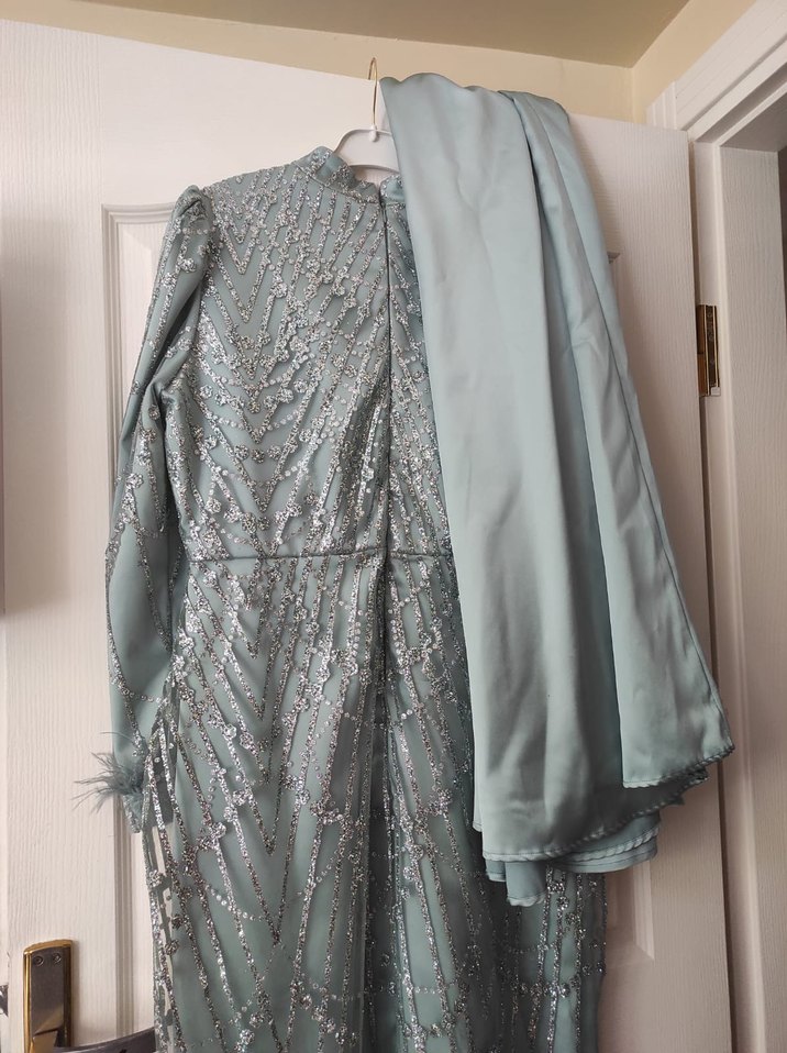 İşlemeli Uzun Kollu Abiye Elbise - Görsel 4