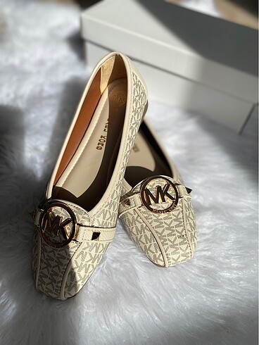 Michael Kors babet
