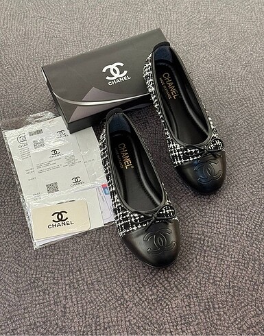 Chanel Siyah Babet