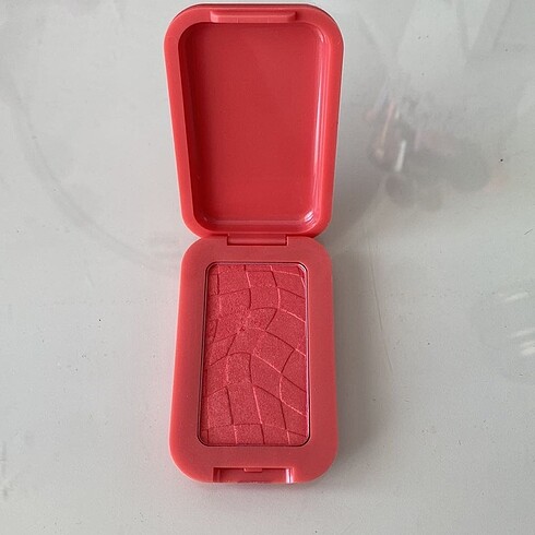 NYX nyx buttermelt allık 04 u know butta