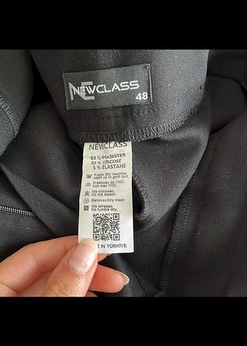 Düğmeli Siyah Kadın Kumaş Pantolon - Görsel 2