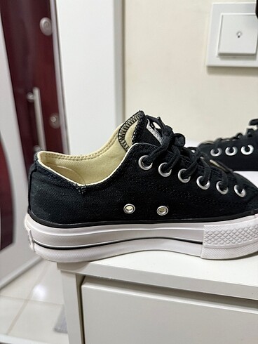36,5 Beden siyah Renk Converse Platform