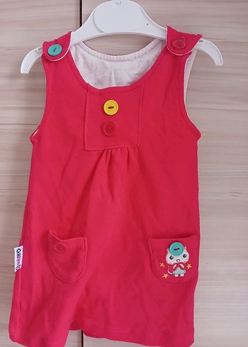 Düğmeli Pembe Kolsuz Kız Elbisesi