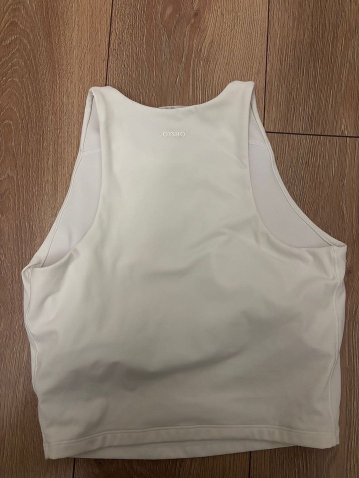 Oysho Mor Sıkıştırıcı Kolsuz Atlet - Görsel 4