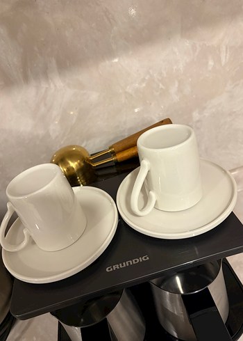 Beyaz Çilek Figürlü 2'li Kahve Fincanı Seti - Görsel 2