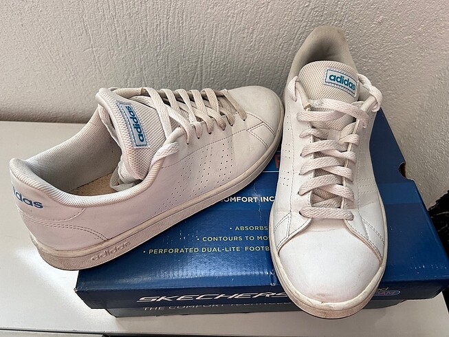 42.5 Beden Adidas orijinal erkek spor ayakkabı