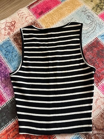 s Beden siyah Renk Fermuarlı crop