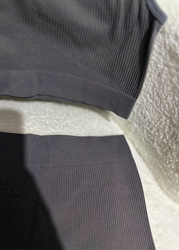 Gri Mini Atlet ve Kısa Tayt Takımı - Görsel 2