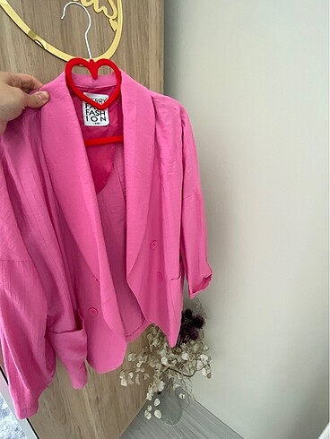 Spor ve şık kombinelerle uygun standart beden blazer ceket