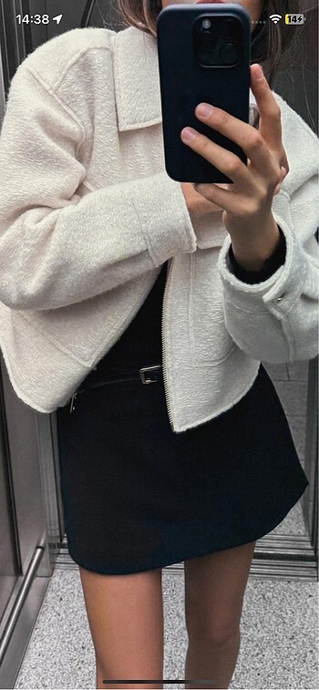Zara Zara kısa buklet ceket