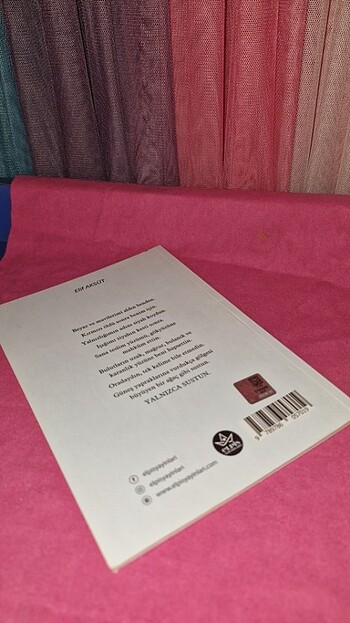 Elif Aksüt Eşik Kitabı - Görsel 2