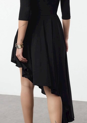 Siyah Uzun Drapel kayık Yaka asimetrik Kadın Elbise - Görsel 3