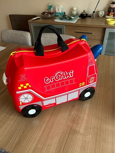 Diğer Trunki cocuk valizi