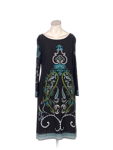 PreLoved Kısa Elbise %70 İndirimli.