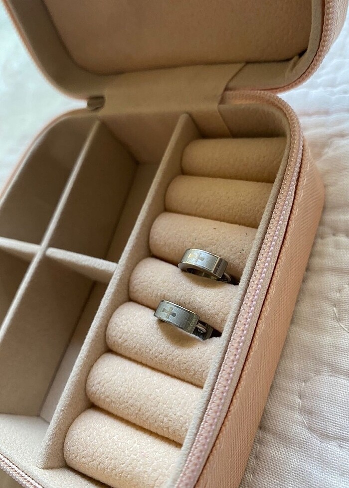 Titanyum haç küpe - Görsel 3