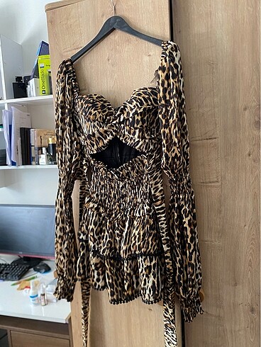 Sagaza leopar elbise