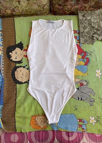 Bershka Beyaz Kolsuz Fitted Bodysuit