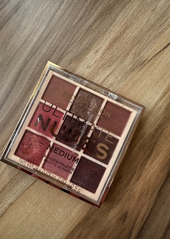 Makeup Revolution Ultimate Nudes Orta Ton Far Paleti - Görsel 5