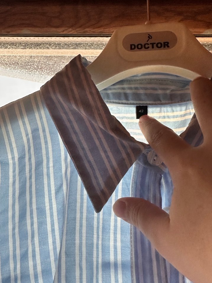 Uzun Kollu, Pilili Mavi Tulumu - Görsel 4