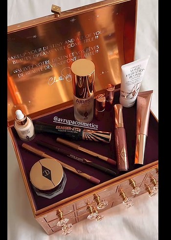 Beden Charlotte tilbury advent calendar 2025