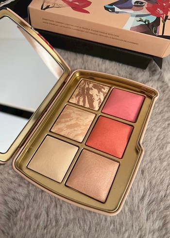  Beden Hourglass Ambient Lighting Deer Yüz Paleti