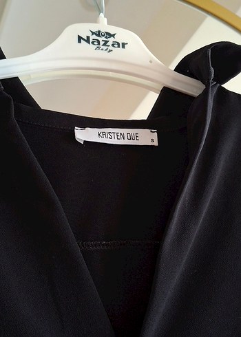 Siyah Piliseli V Yaka bluz - Görsel 2