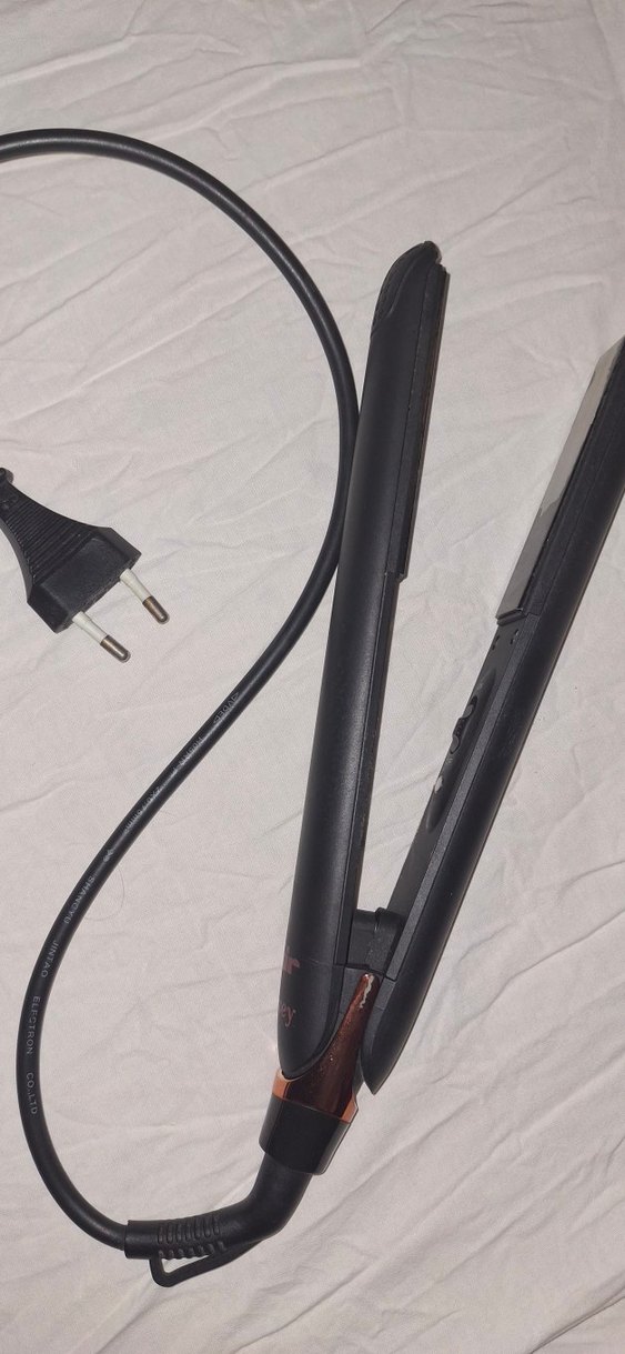 Fakir Harvey Siyah Saç Düzleştirici - Görsel 2