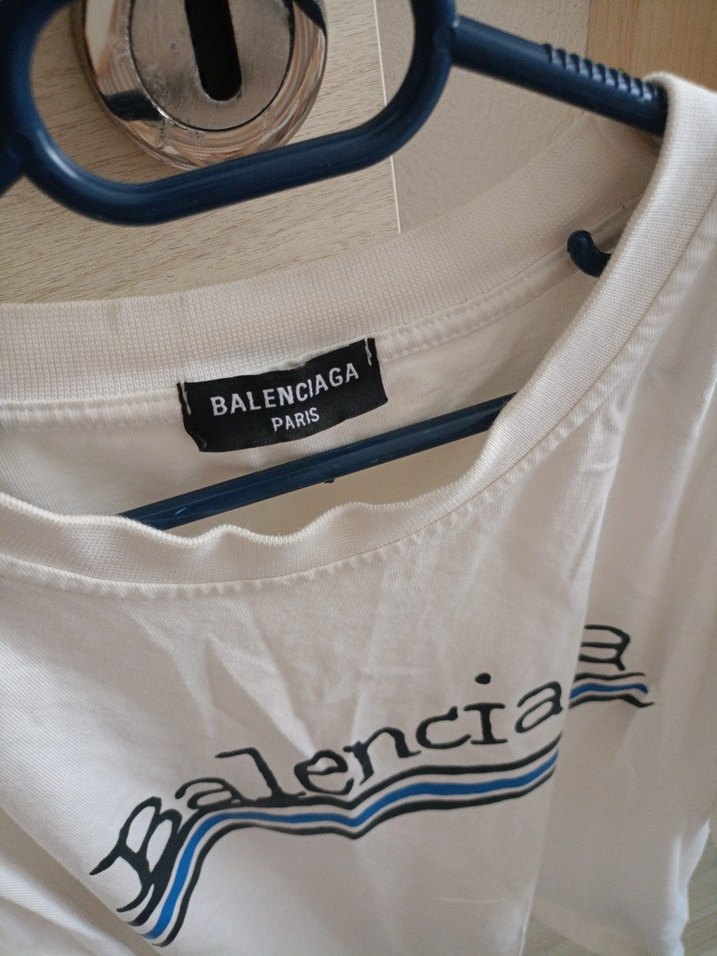 orjinal Beyaz Balencias Baskılı Kadın Tişört - Görsel 2