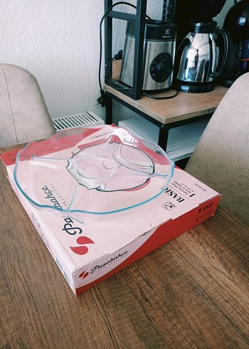  Beden Bölmeli Şeffaf Cam Servis Tabağı