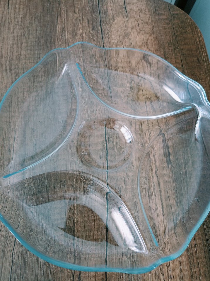 Bölmeli Şeffaf Cam Servis Tabağı - Görsel 2