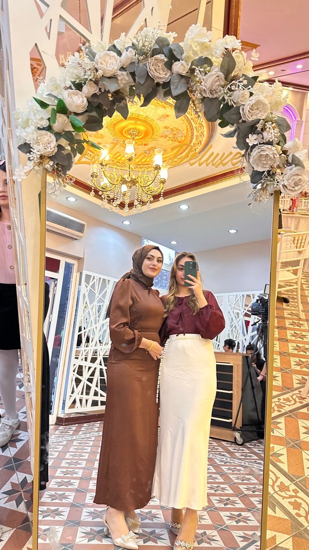 Kahverengi Uzun Kollu Saten Elbise - Görsel 4