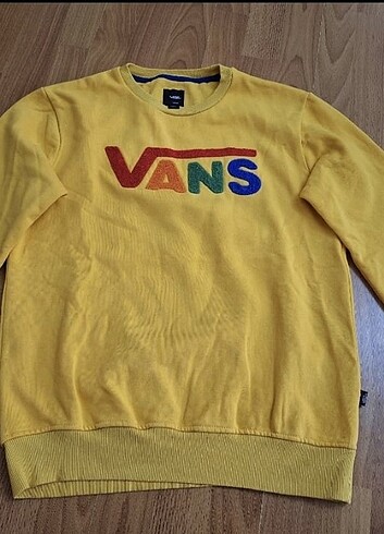 m Beden Vans üst