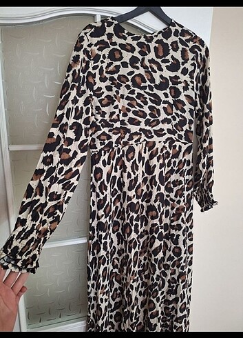 Leopar desenli elbise 
