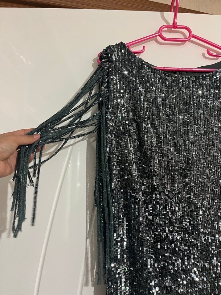 Püsküllü yeşil Grı taşlı gıbı diz altı elbıse - Görsel 2