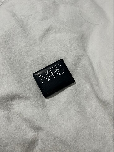 Nars far