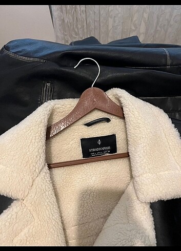 Stradivarius Stardivarius mont