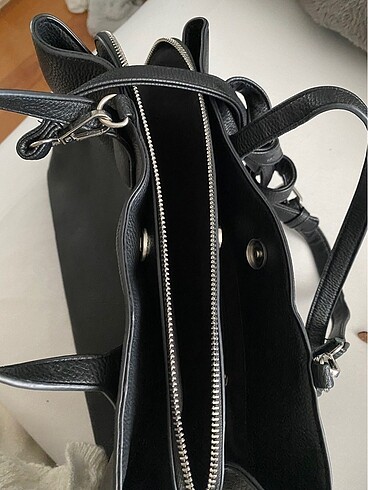 Stradivarius Omuz çantası