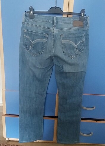29 Beden mavi Renk Mavi kadın jean pantolon 