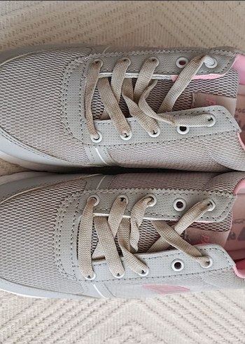 Kadın Spor Ayakkabısı - Görsel 2