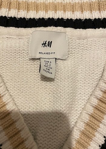 V Yaka Beyaz Kazak - Görsel 5