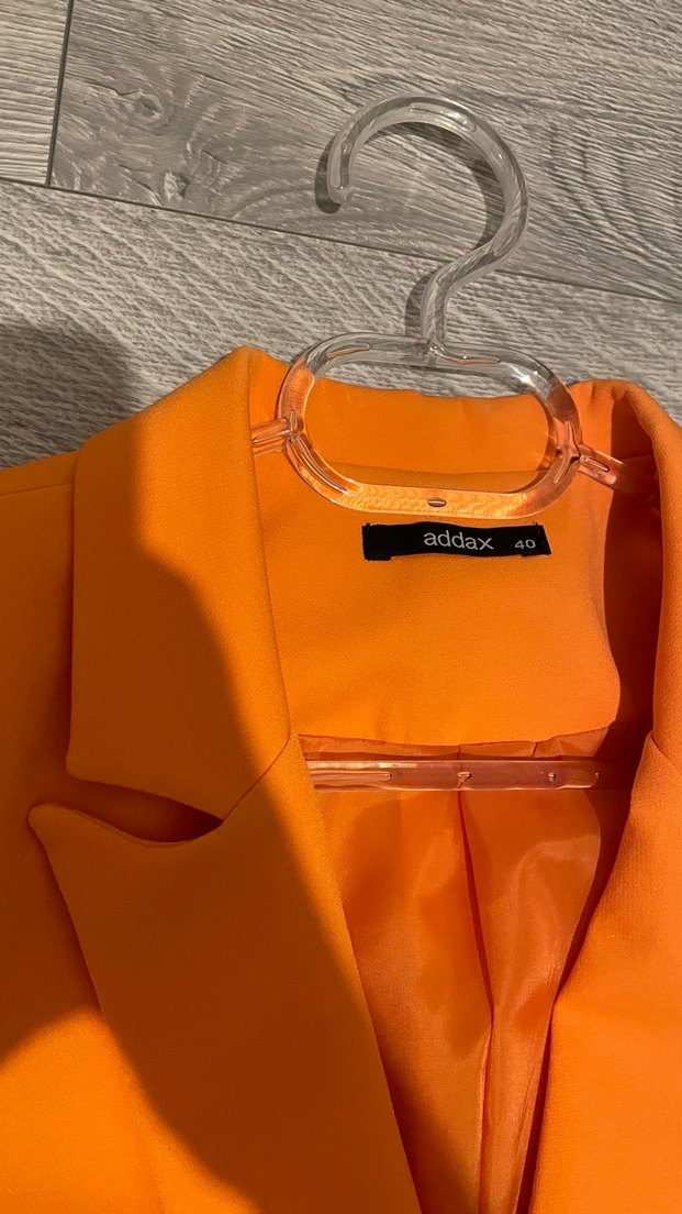 Turuncu Düğmeli Kadın Blazer Ceket - Görsel 3