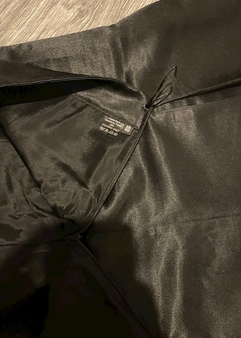 Parlak Siyah Saten Eteği - Görsel 4