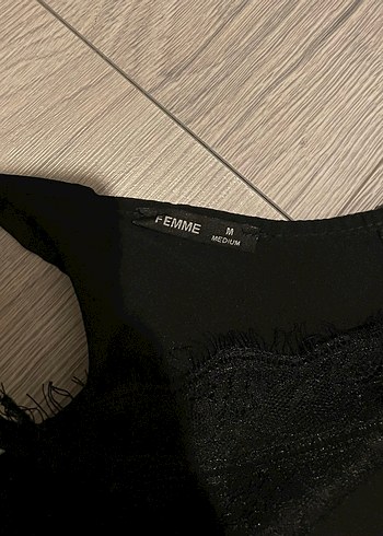 Dantelli Siyah V Yaka - Görsel 3