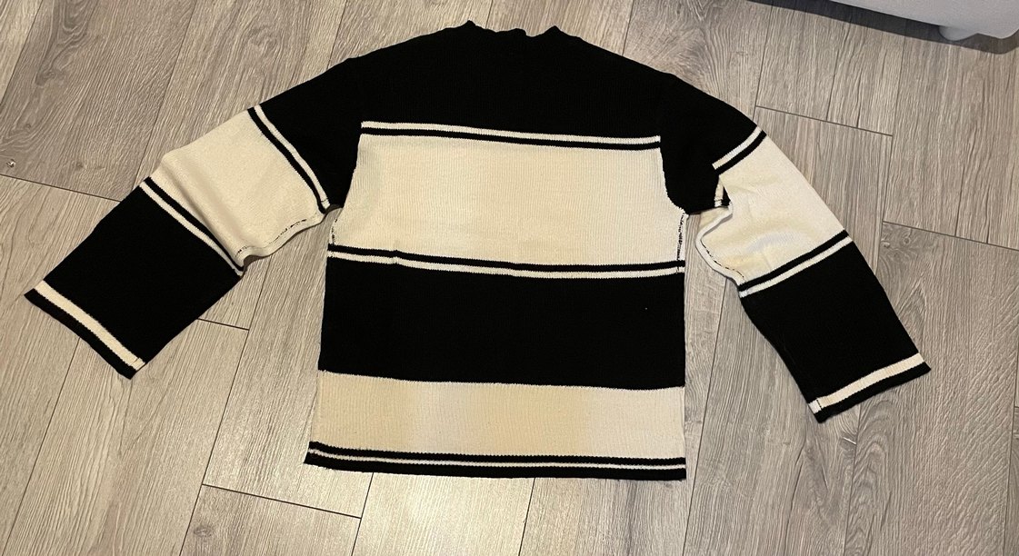 Kadın Siyah Beyaz Kazak - Görsel 3