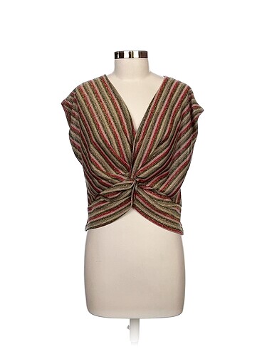Zara Bluz %70 İndirimli.